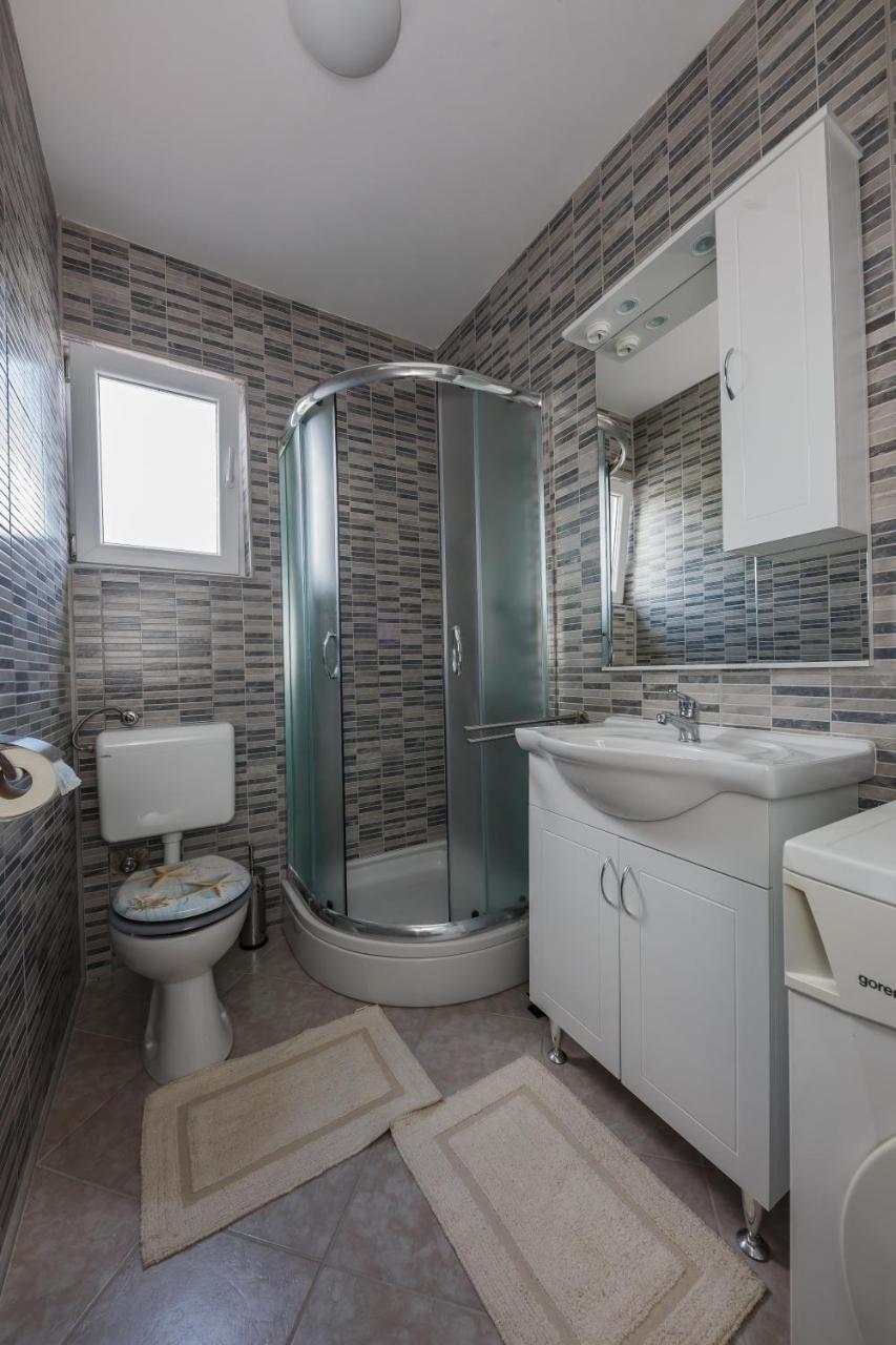 Apartman Adriatic Kaštela Kültér fotó