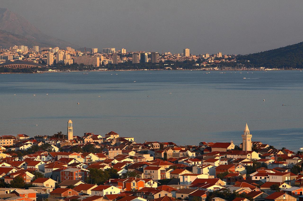 Apartman Adriatic Kaštela Kültér fotó